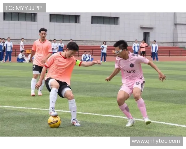 哈职足球：青春激情与团队精神的完美结合，助力校园文化的蓬勃发展